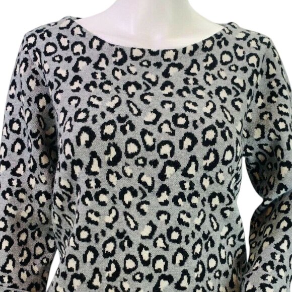Tahari Womens Leopard Sweater Cuffed Sleeve Soft Stretch Pullover US Size M - Picture 4 of 11